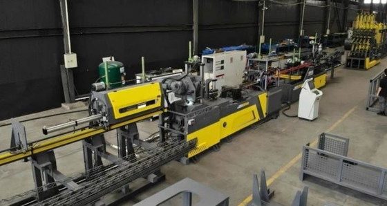 AC380V Truss Welding Line Machine 190mm To 210mm Peak Spacing
